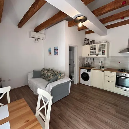 Sweet House Feriehus Veli Iž